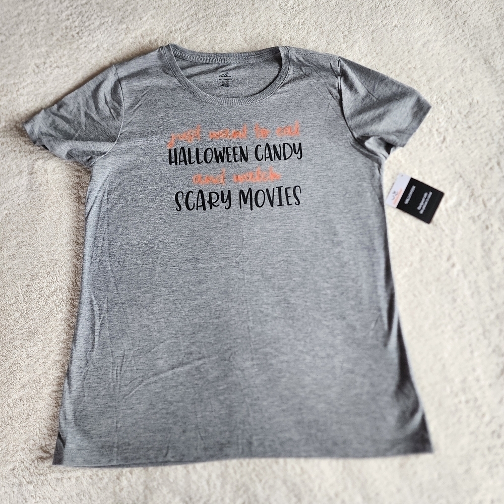 NWT women's Halloween t-shirt JUST WANT TO EAT CANDY AND WATCH MOVIES size M XXL - Picture 2 of 4